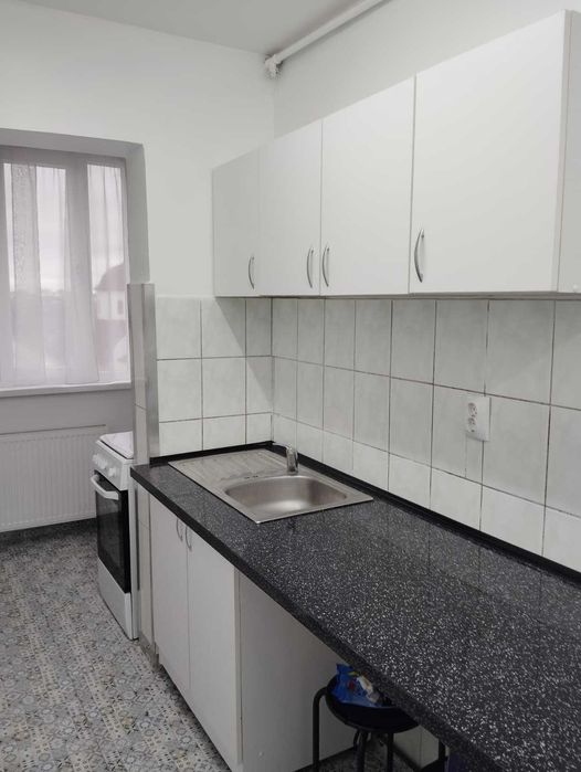 Inchirezi garsoniera,Sibiu,strand