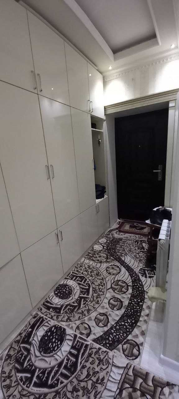 Продается просторная 3-комнатная квартира в городе Самарканда