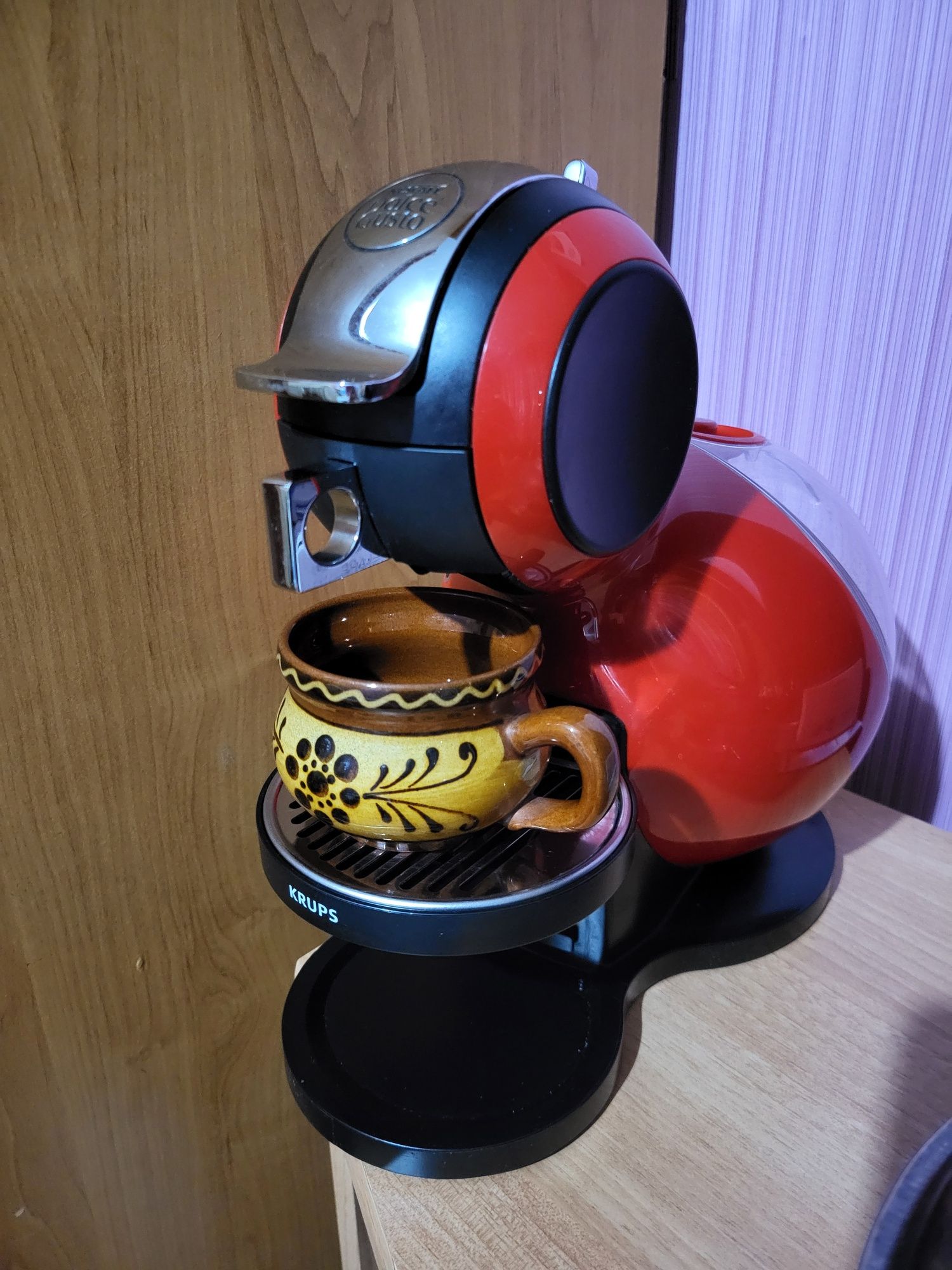 Капсульная кофемашина  Dolce Gusto