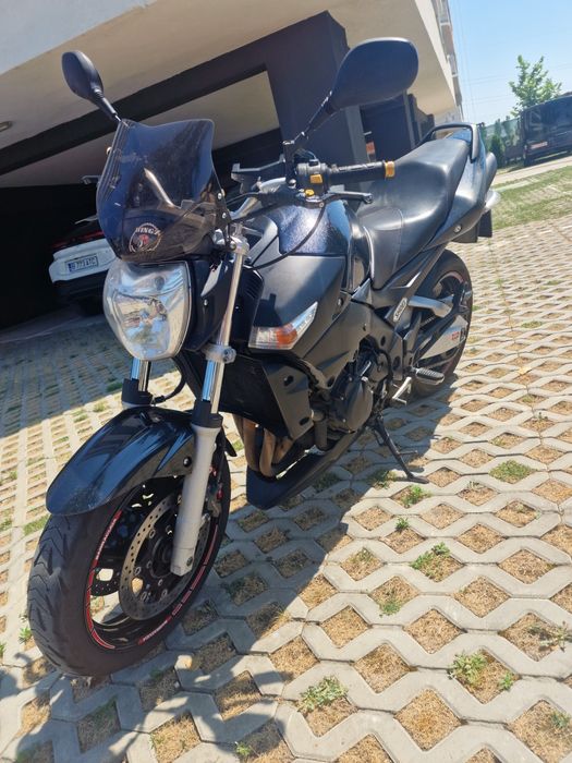 Vând Suzuki gsr 600