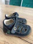 Sandale piele kickers primii pasi