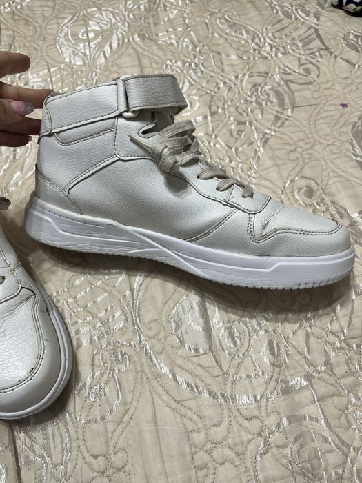 Мужские кроссовки.