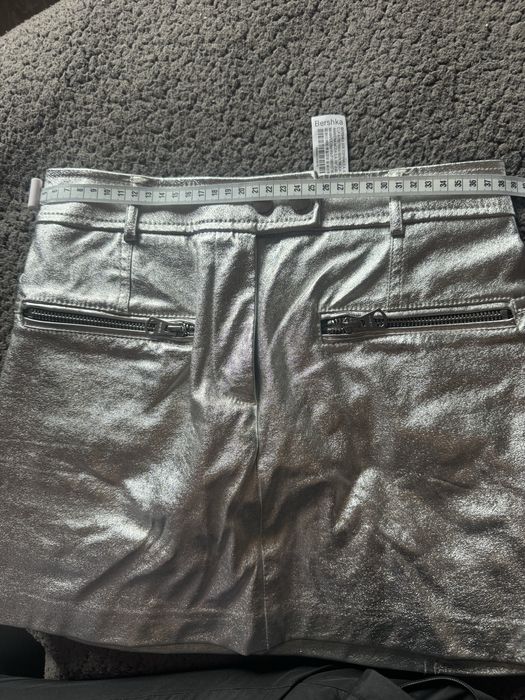 Сребърна пола Bershka