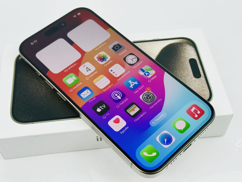 Apple iPhone 15 Pro Max 256GB White Titanium Oтличен! Гаранция!