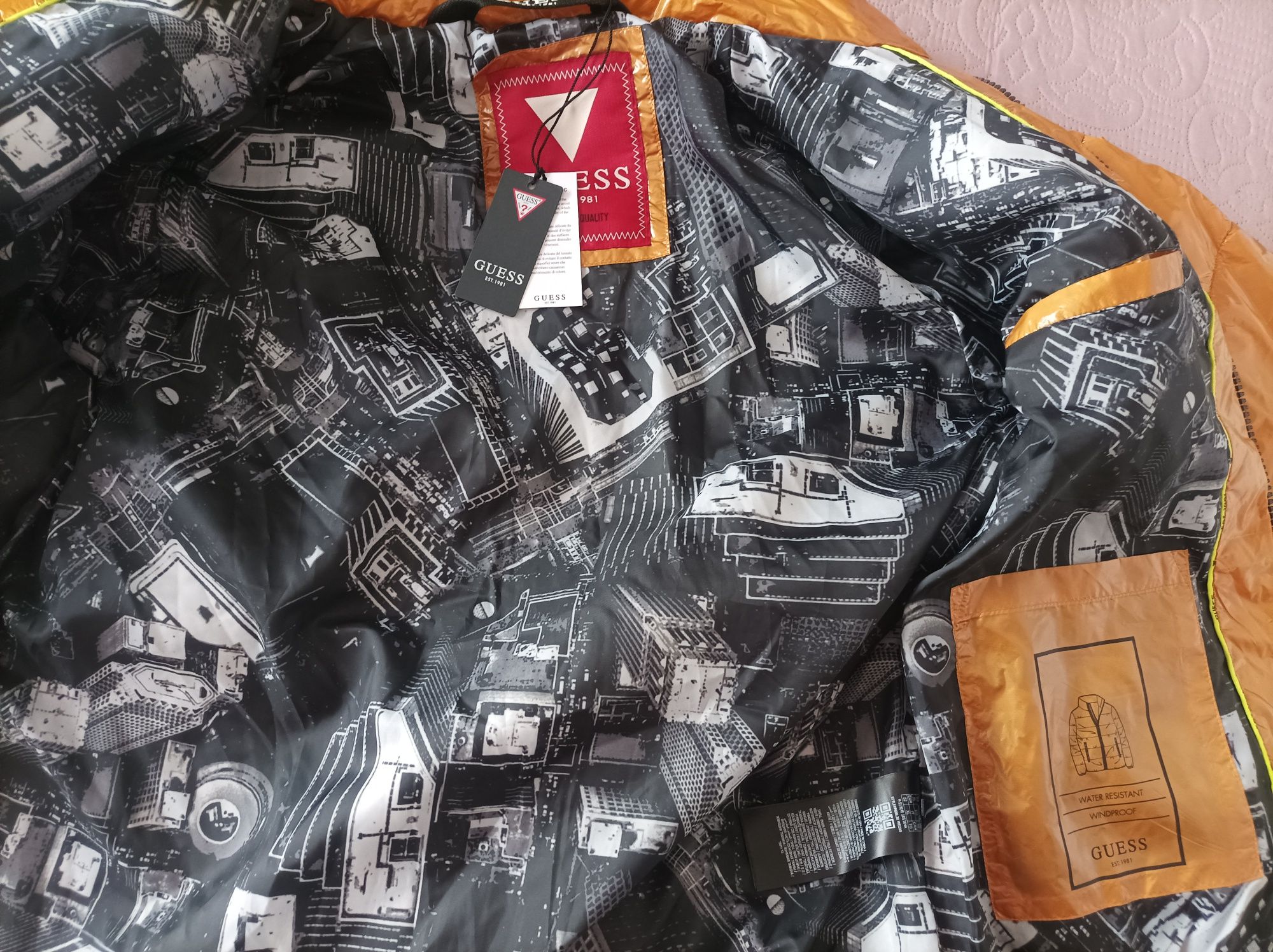 Guess XL пухено яке