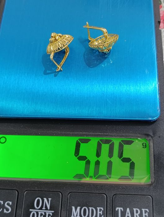 Золотые серьги дорика цвет жёлтый проба 585,вес 5,05