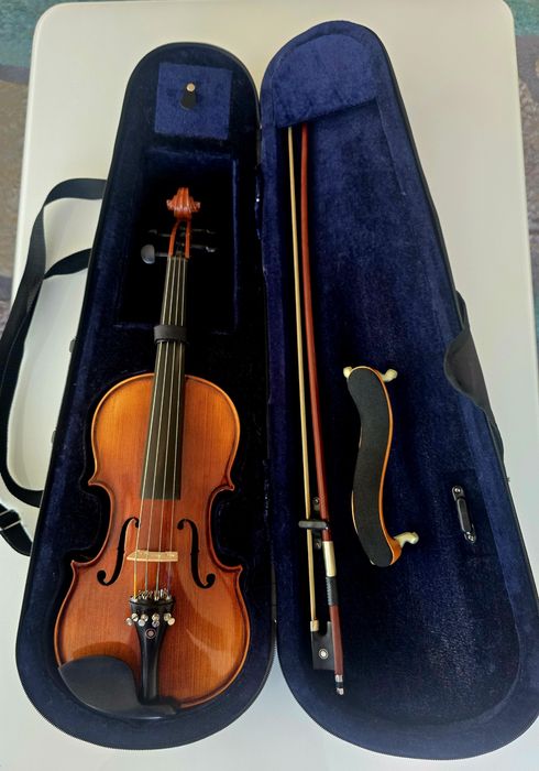 Цигулка 1/2 Неразличима от нова!