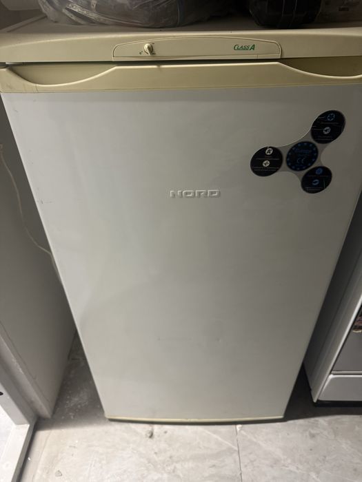 Продам холодильник