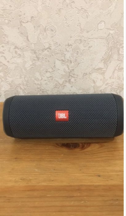 JBL колонка новый в упаковке