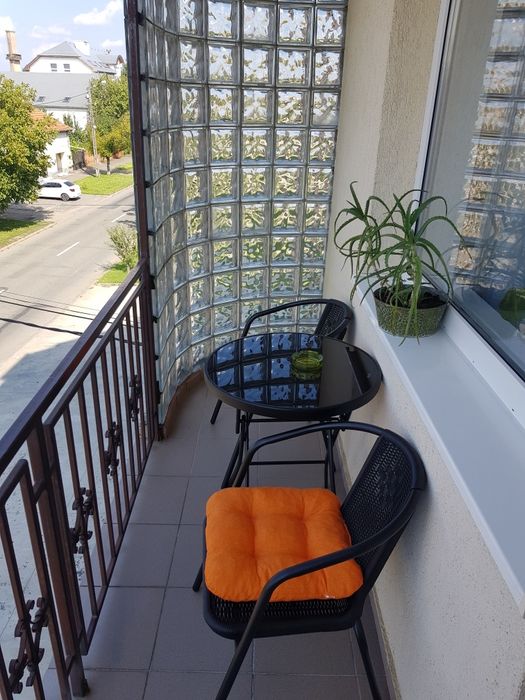 Chirie ap 2 camere,Str Lacramioarei