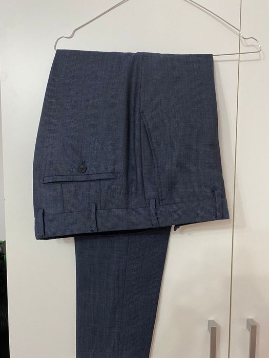 Vand costum din lână mărimea 52+ pantofi piele noi mărimea 42