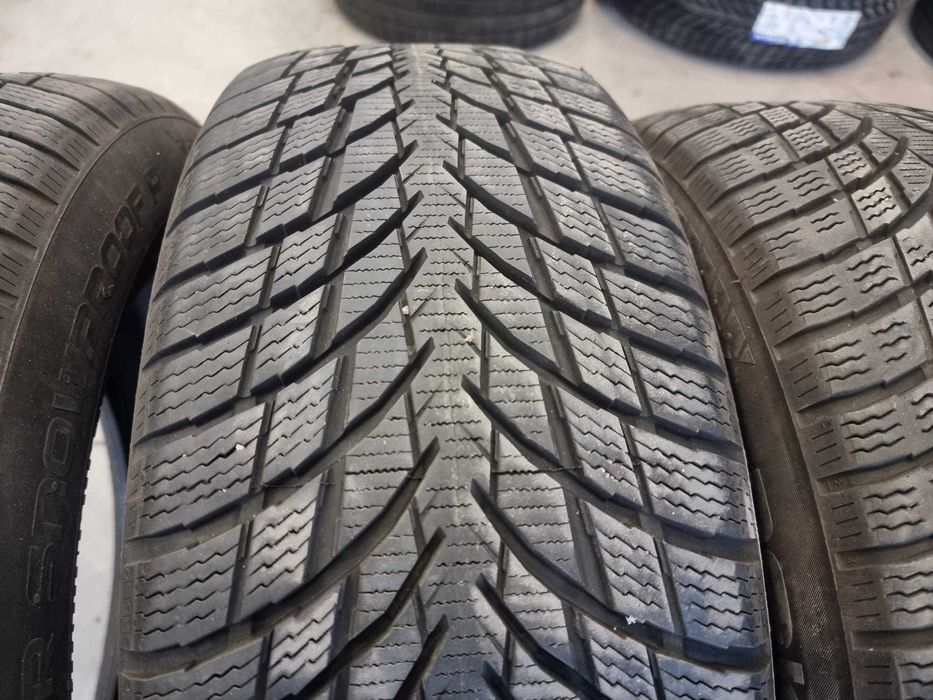 4 Anvelope de IARNA 205.55.17 'Nokian' [dot 2021]; stare foarte buna