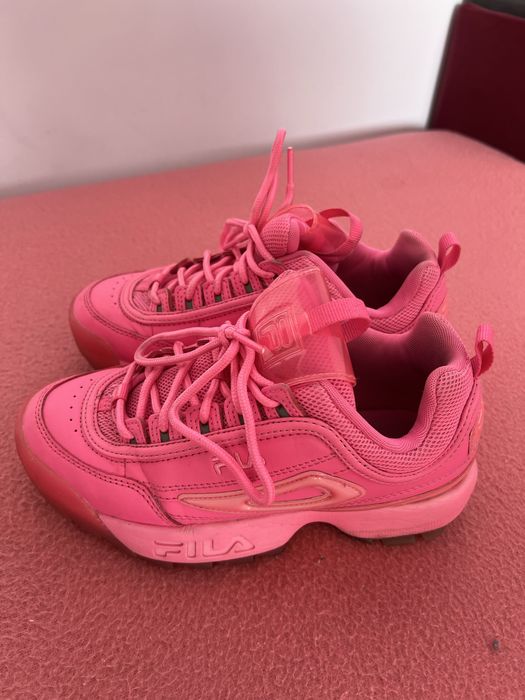 Розови маратонки Fila