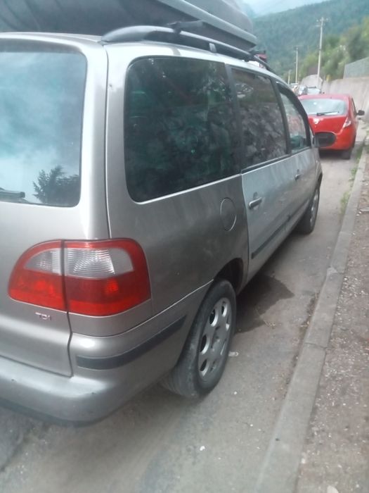 Ford Galaxy 19 diesel auy 116 cp proprietar distribuție noua