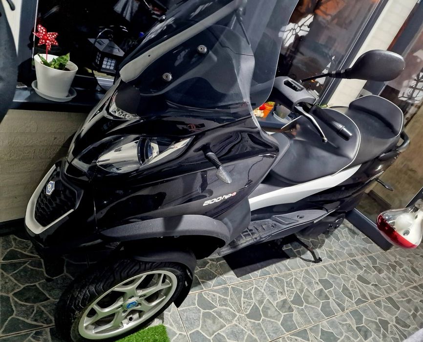 Piaggio mp3 500Hpe 2019, l5e se conduce cu B