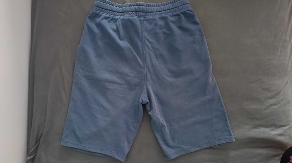 Къси панталони H&M за момче