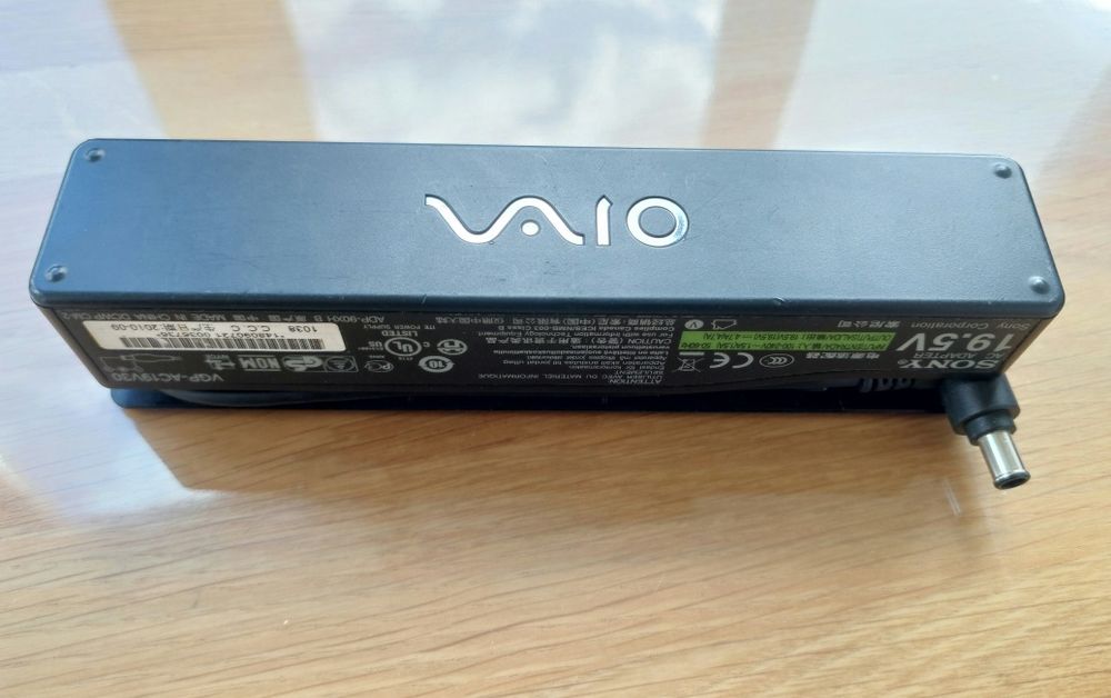 Alimentator Sony 19V
