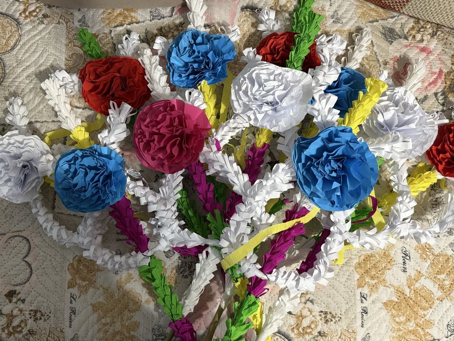 Ръчно изработени пъстри сурвачки