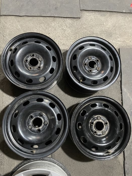 Продам диски р14. Гольф пассат 5*100