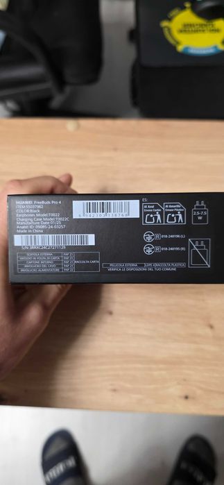 Casti Huawei FreeBuds Pro 4 noi, garantie Emag 2027. Se pot proba.