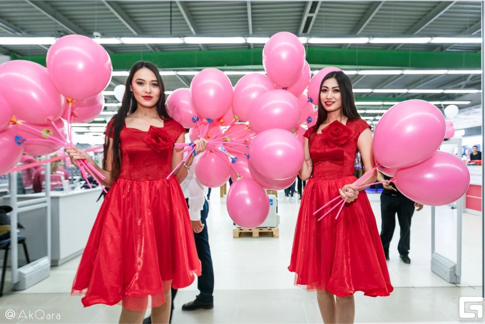 Красивые платья для торжеств и танцевальных коллективов