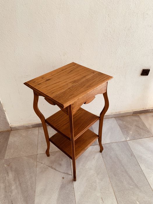 Дъбова френска конзолна маса