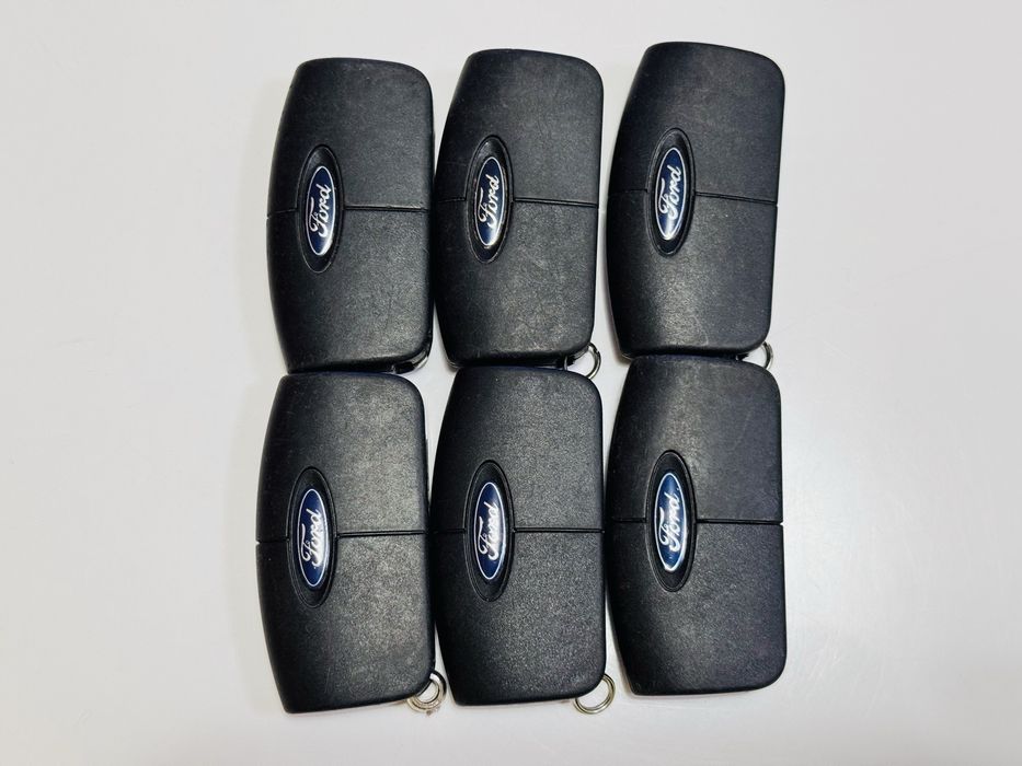 Оригинален ключ стъваем  Ford Fiesta Focus Mondeo с 3 бутона