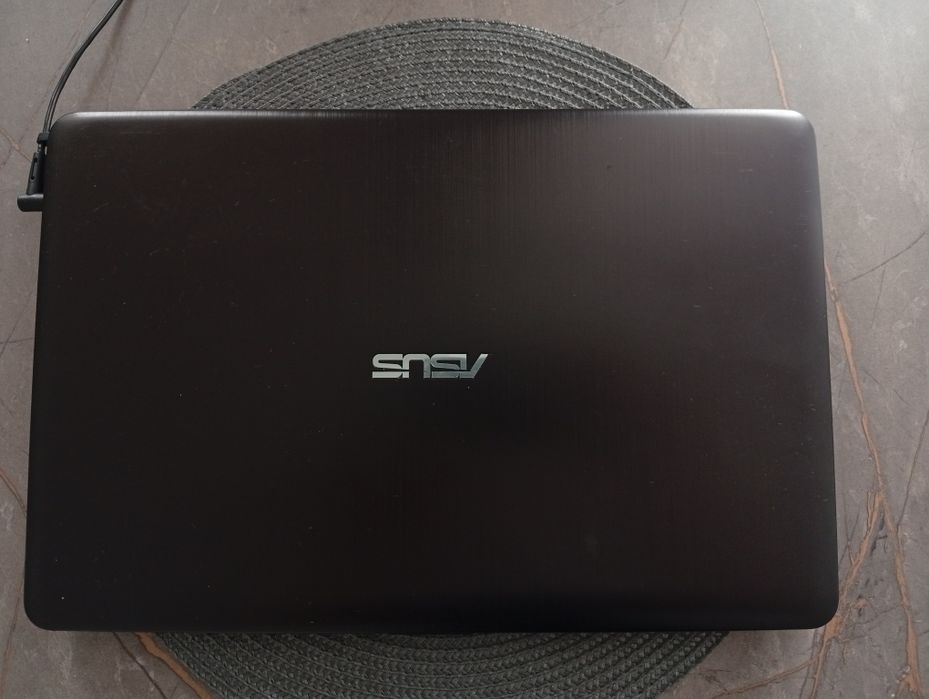 Laptop ASUS A541U