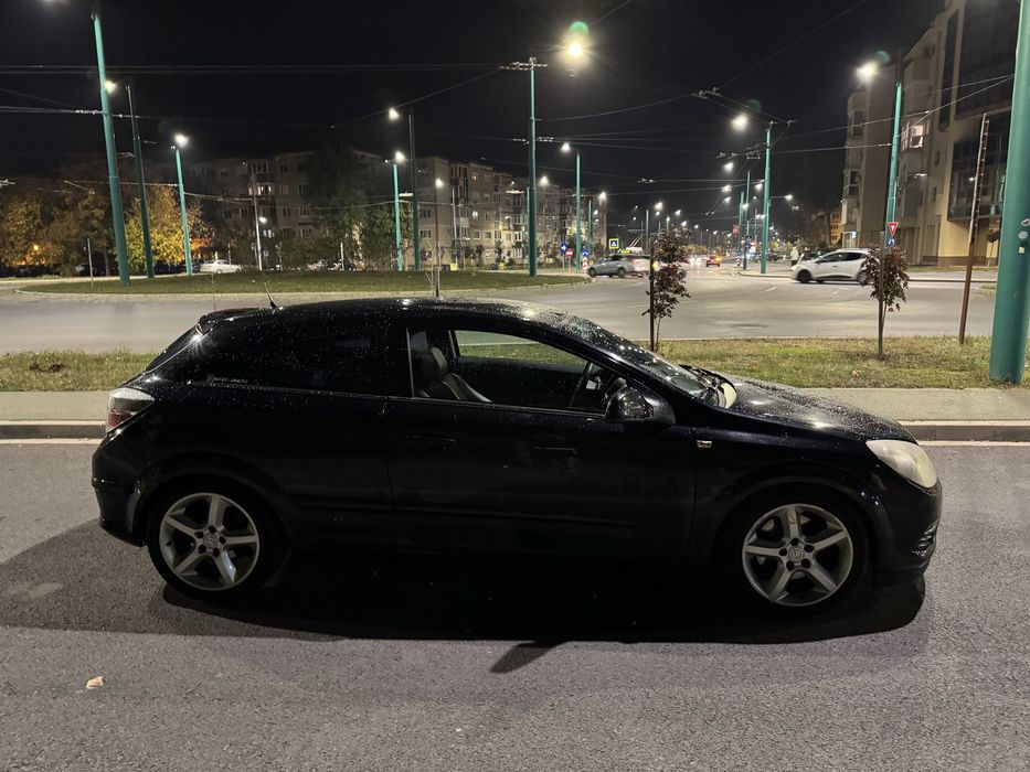 Opel astra H GTC
