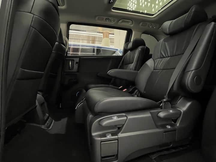 Honda Odyssey Hybrid 2022