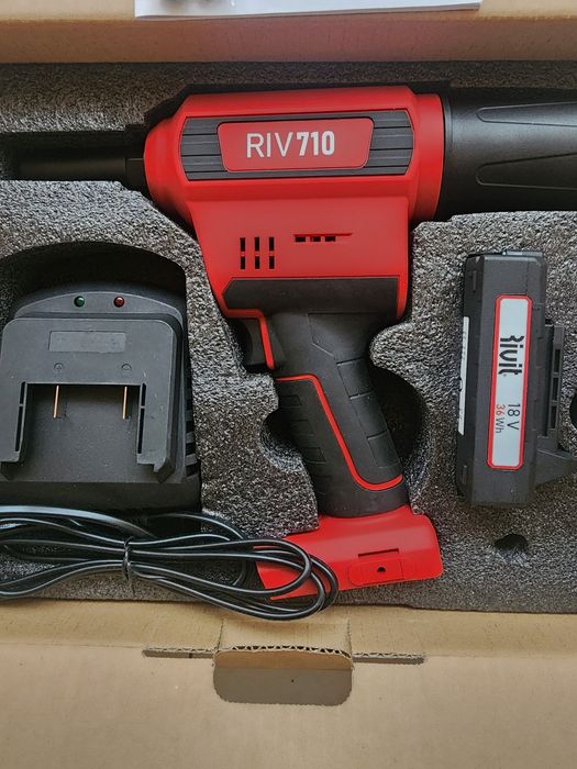 Vand placa suport prindere +doua lame cu lungimea de 1,20  cm