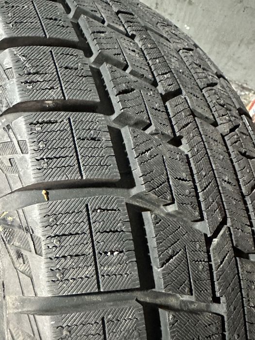245/45r19 Yokohama
