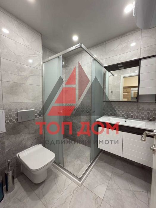 Дава се под наем Двустаен апартамент в Варна, Възраждане 1 - 70 кв.м за 561 € - Снимка #14