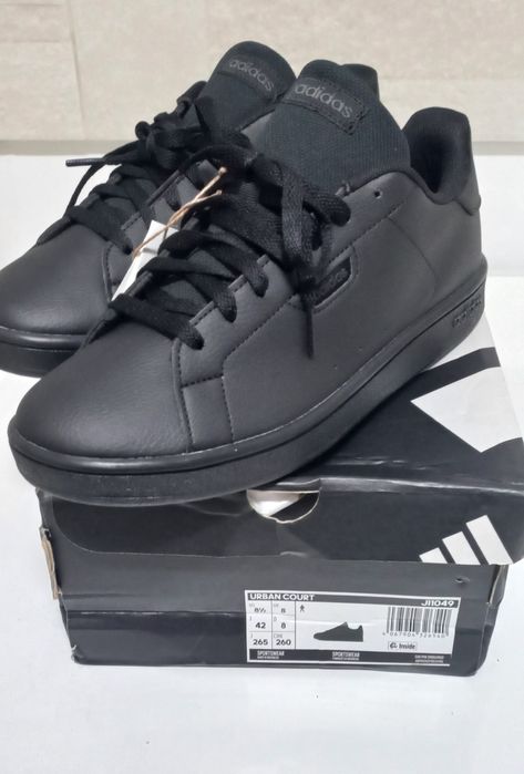 Vând adidași Adidas Noi la Cutie