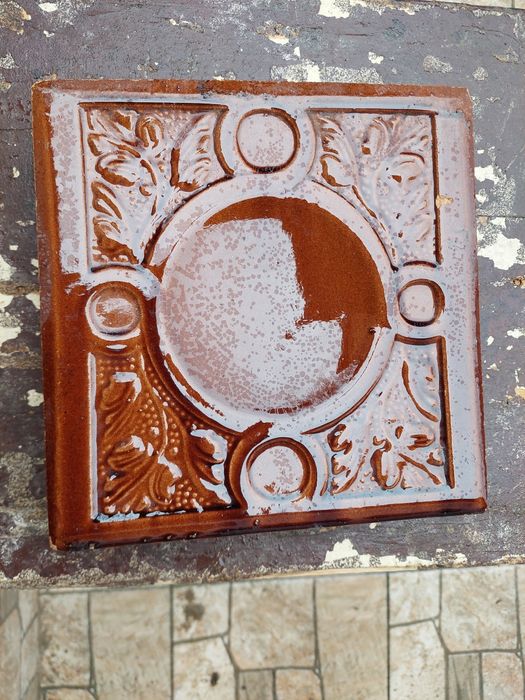 Vând teracota în stare buna.