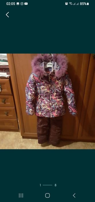 Продам куртки ,комбинезон,брюки разные вещи