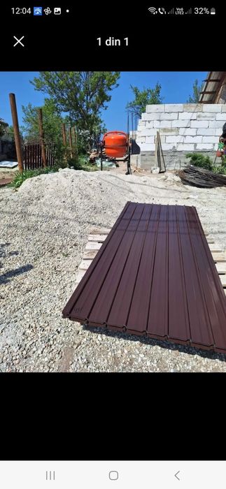 Tabla cutata maro 0.4 
Dimensiune 200/92 
Super preț doar 18 lei
NEGOC