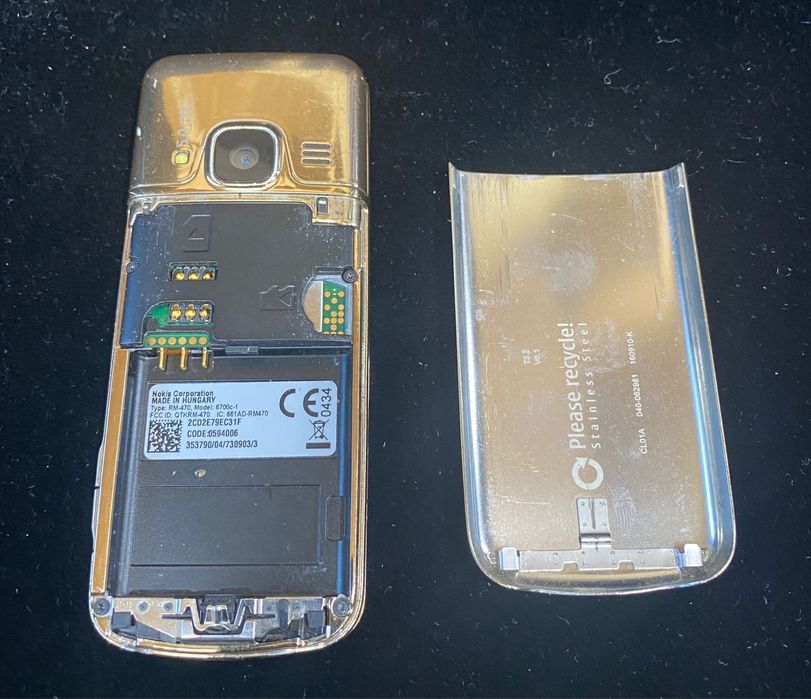 Vand Nokia 6700 gold Original