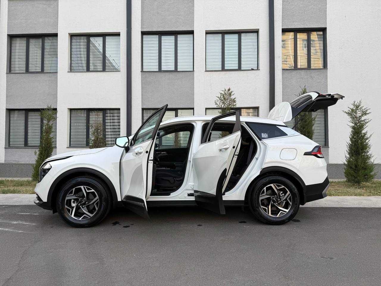 Kia Sportage. 2023 yil, 23000 пробег