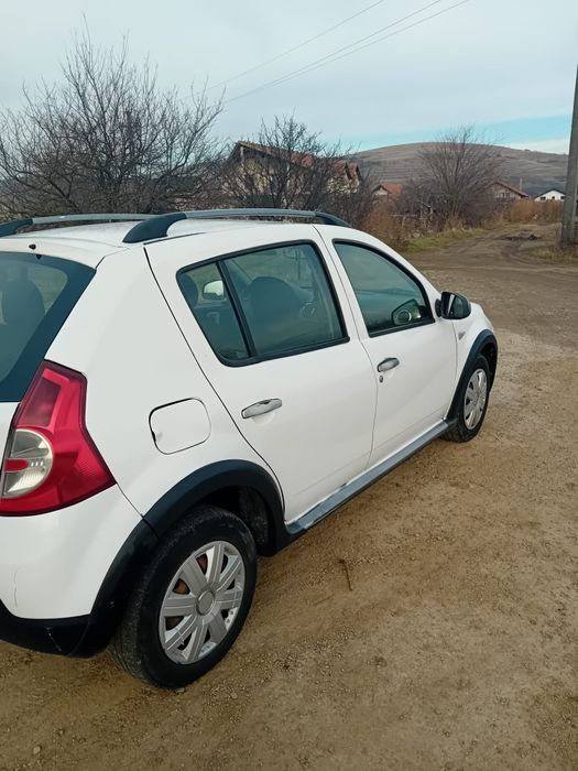 Vând Dacia Sandero Stepway