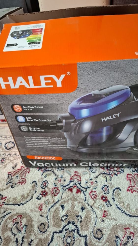 Продам пылесос Haley