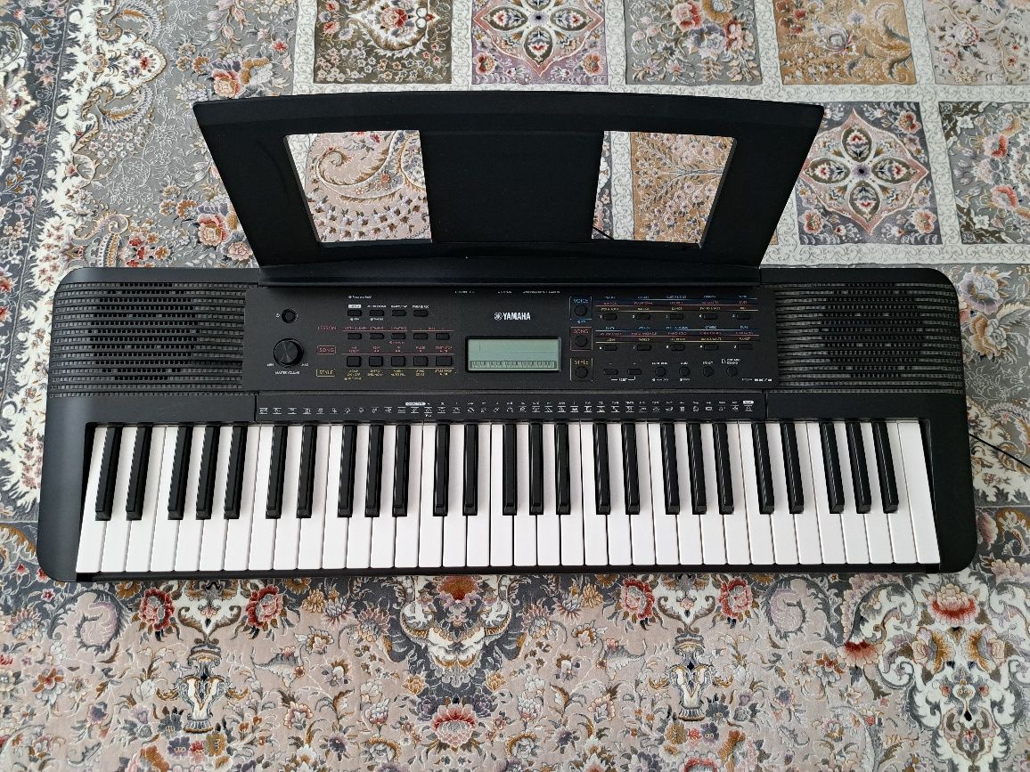 Синтезатор YAMAHA E273