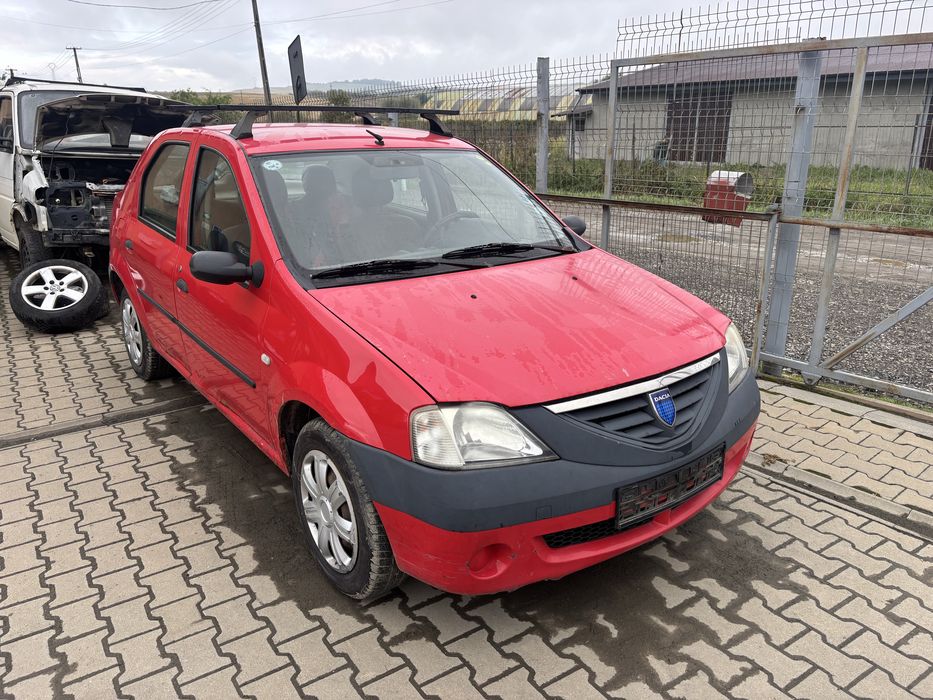 Bara fata far capota motor 1.4 MPI Dacia Logan