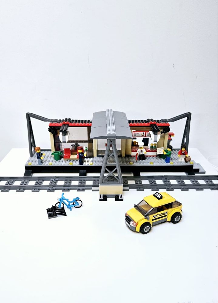 Lego City 60050 - Train Station (2014)