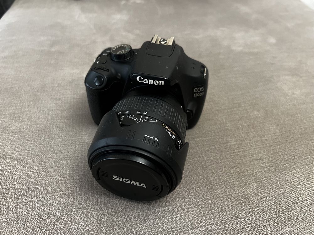 Canon EOS 1200D с обектив 28-135