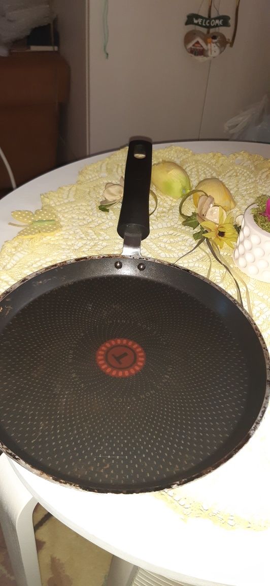 Съдове за готвене на Tefal без дръжка и тиган с дръжка