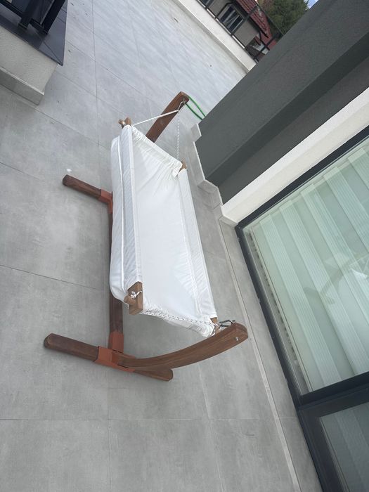 Детски хамак с дървена стойка – 50 лв