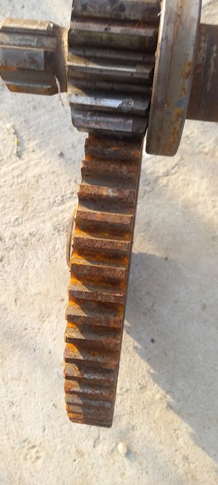 trompe / pinion reductor fordson / coroana pinion