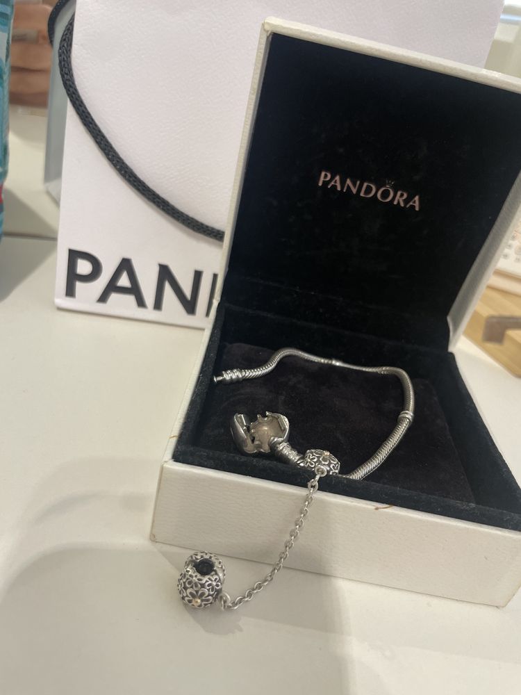 Гривна Pandora с осигурителна верижка клипс