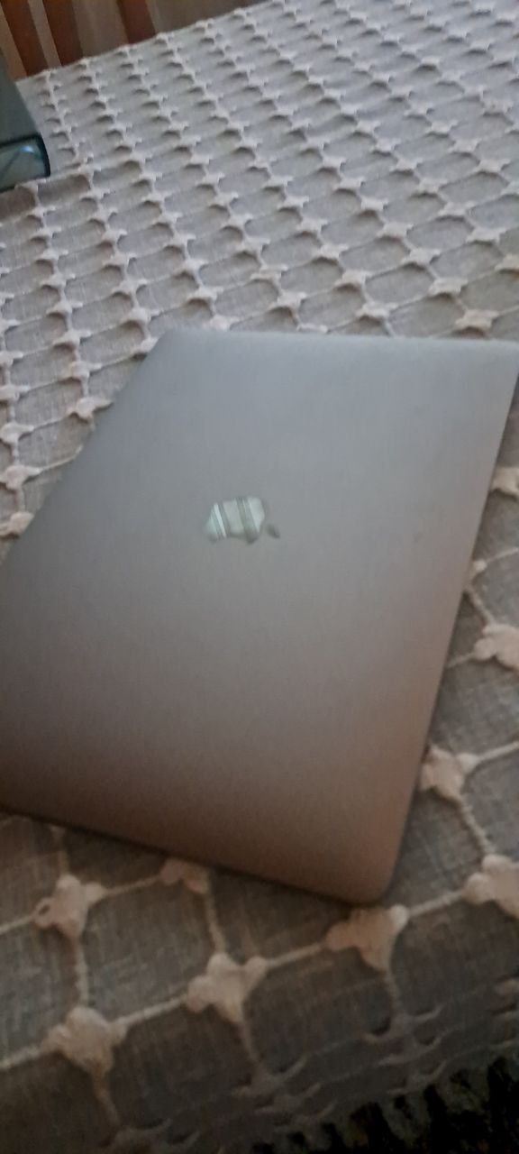 Macbook air m1 256gb